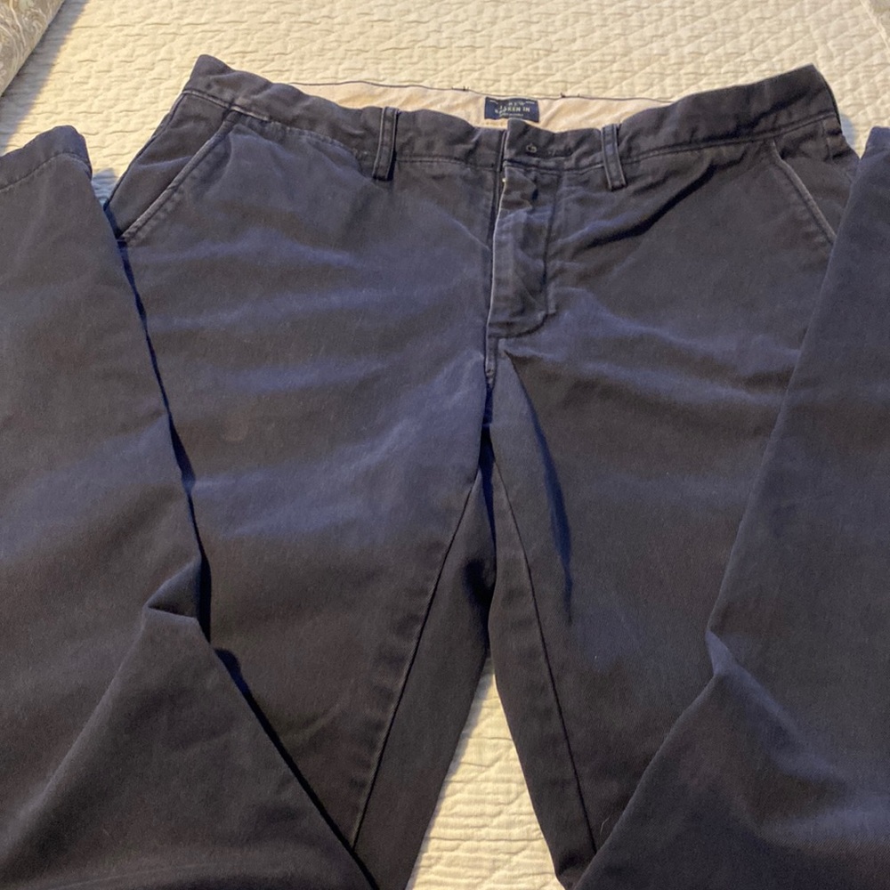 JCREW BROKEN IN CHINO MEN’S 32/32 NAVY BLUE - style 770